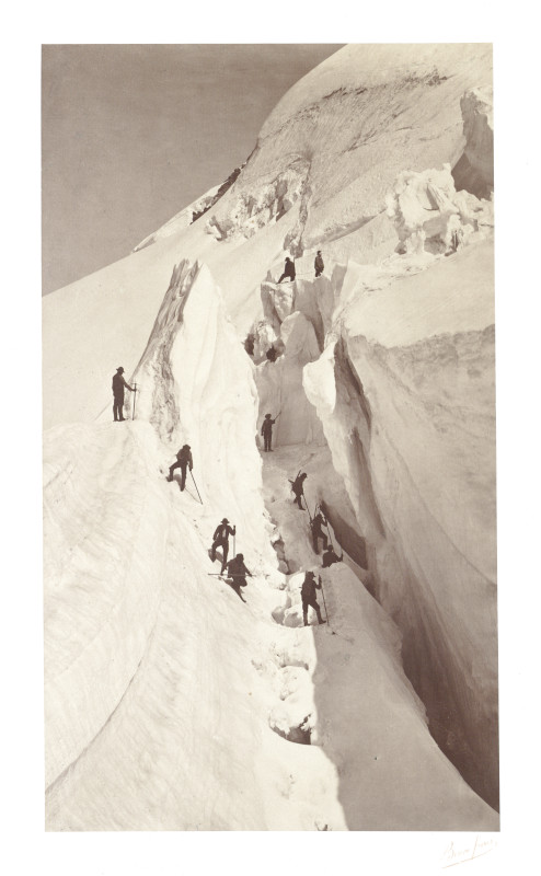 Le Temps suspendu. Collections photographiques. : Bisson frères, Ascension photographique au Mont-Blanc, 1862 Tirage sur papier albuminé, 61 x 44 © Annecy, Musée-Château